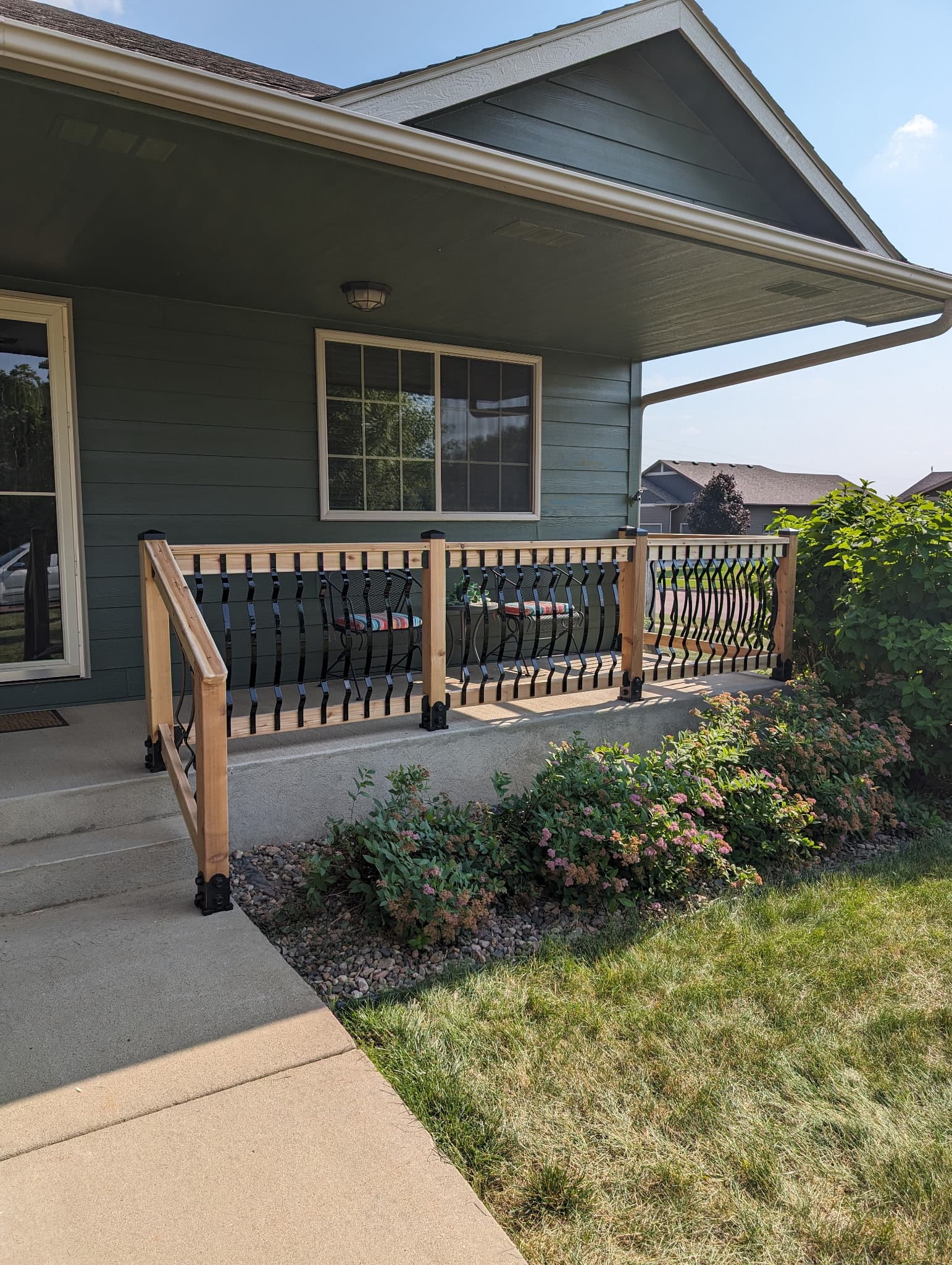 Deck repair and build services