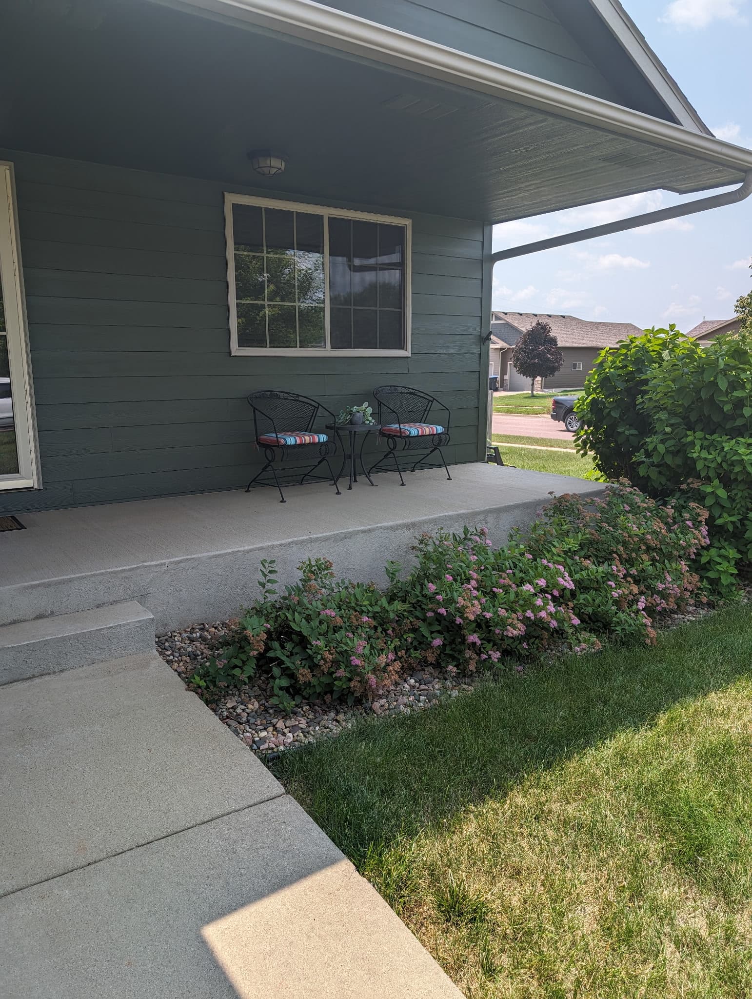 Deck repair and build services